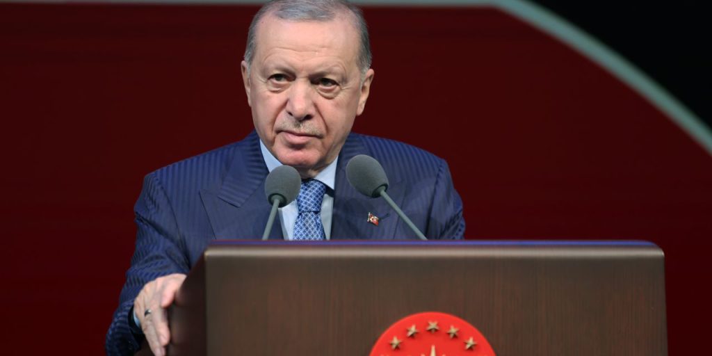 Cumhurbaşkanı Erdoğan: Gazze'deki görev gücünde yer alacağız
