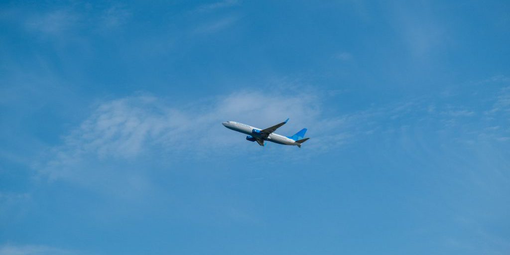 Cancellati due voli da Volgograd a Mosca: passeggeri in difficoltà a causa di motivi operativi