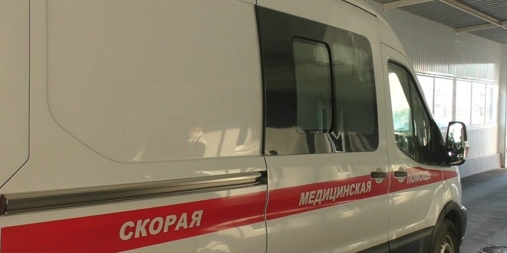 Incidente stradale nella regione di Volgograd: una passeggera di 14 anni ricoverata in ospedale