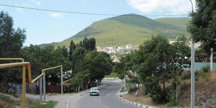 В Новороссийске туристка упала с горы Колдун