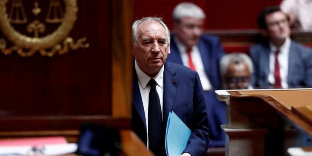 "Crisi di governo: Rossi perde il voto di fiducia in Parlamento"