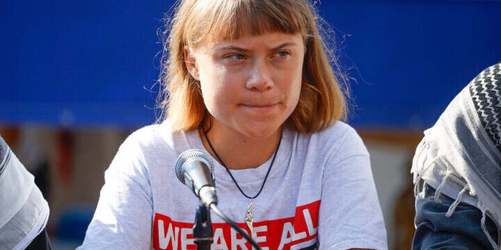 Attacco con drone alla nave di Greta Thunberg: una minaccia per l'attivismo ambientale