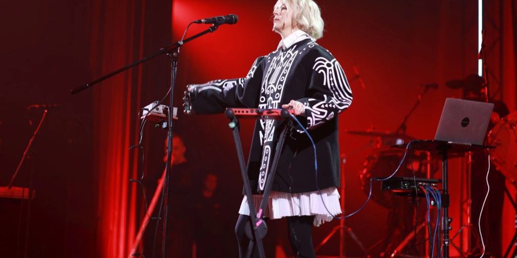 Richiesta di invio del testo originale per la revisione