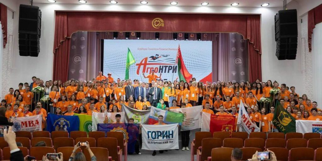 Старорусские школьники попали в финал Всероссийского конкурса «АгроНТРИ-2025»