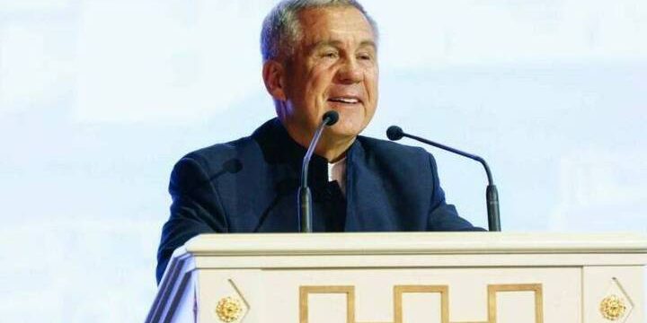 Минниханов в Казани встретился с послами и представителями дружественных стран