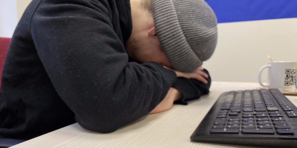 Come superare la procrastinazione: consigli pratici dagli esperti di Peterburgesi