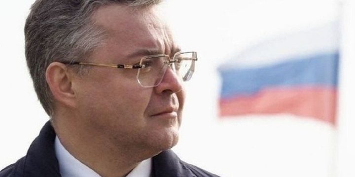 Владимир Владимиров поздравил ставропольцев с днём рождения края и столицы