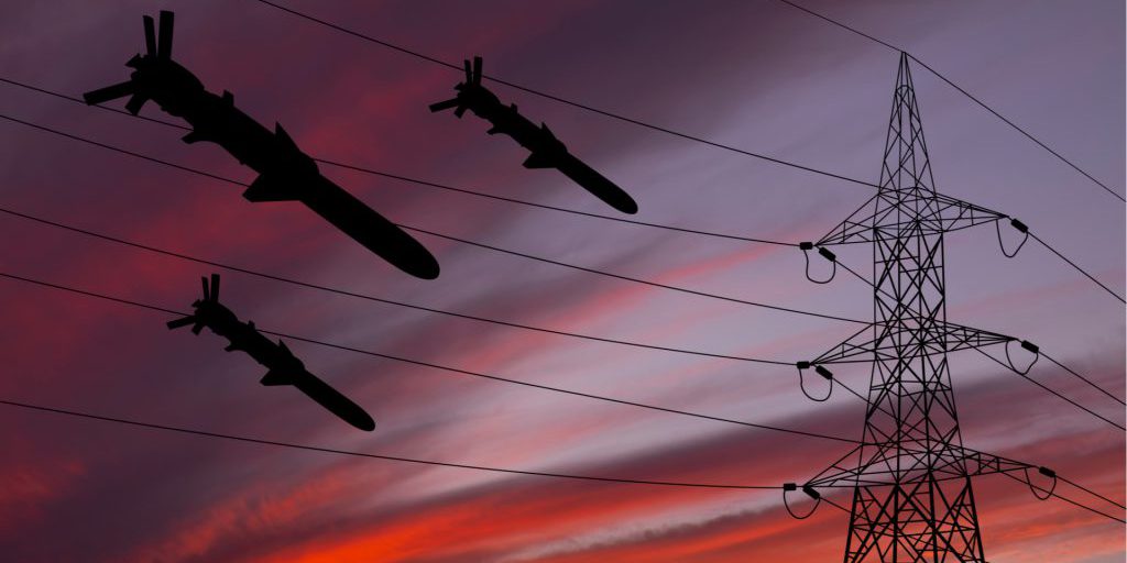 Interruzioni di corrente in Ucraina a causa di attacchi aerei con droni russi