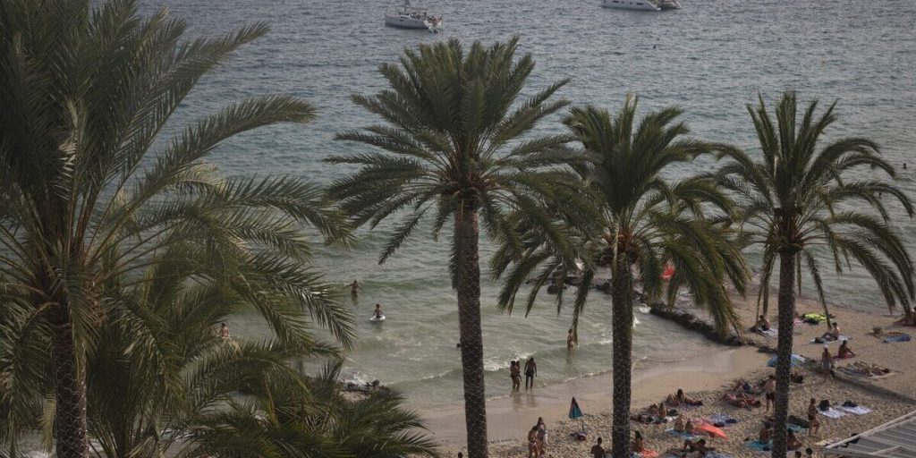 Верный муж: на испанском курорте турист отдал жизнь за спасение супруги