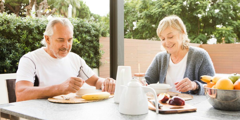 La Colazione Mattutina: Come l'Orario di Consumo Incide sulla Salute e sulla Longevità