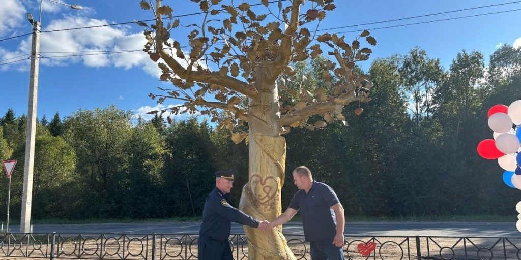 "Arte dietro le sbarre: il progetto "Albero della vita" dei detenuti di Velsk"