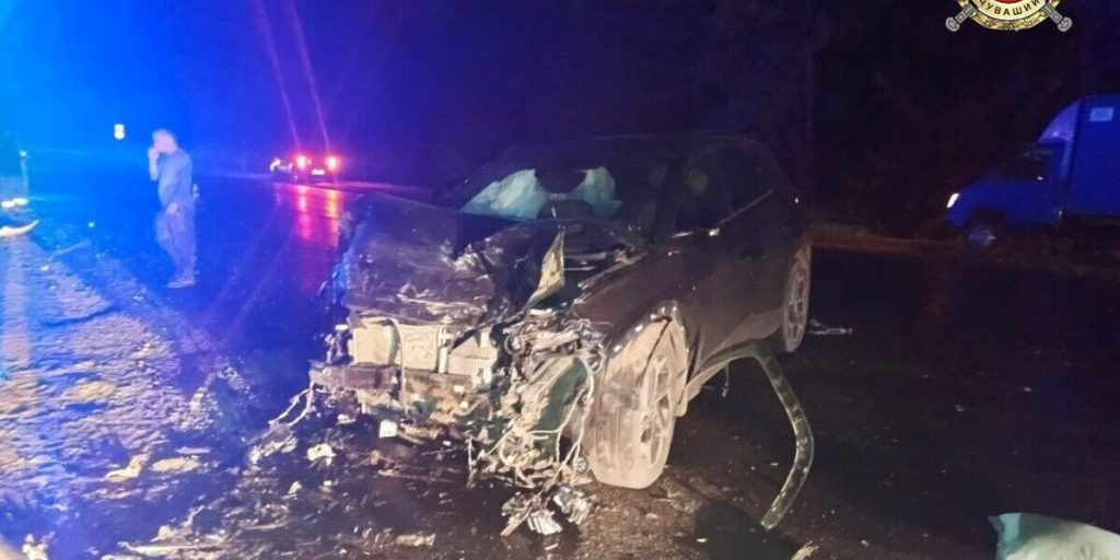 Пять человек получили травмы в ДТП в Батыревском округе