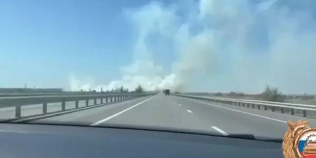 Под Азовом на трассе спустя 14 часов потушили крупный пожар