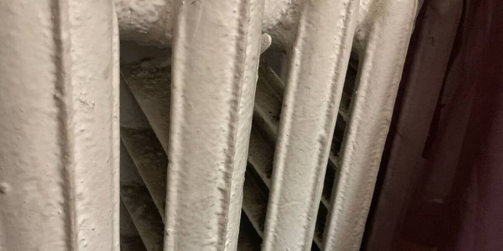 Более чем в 90% многоэтажек Воронежа поступило тепло