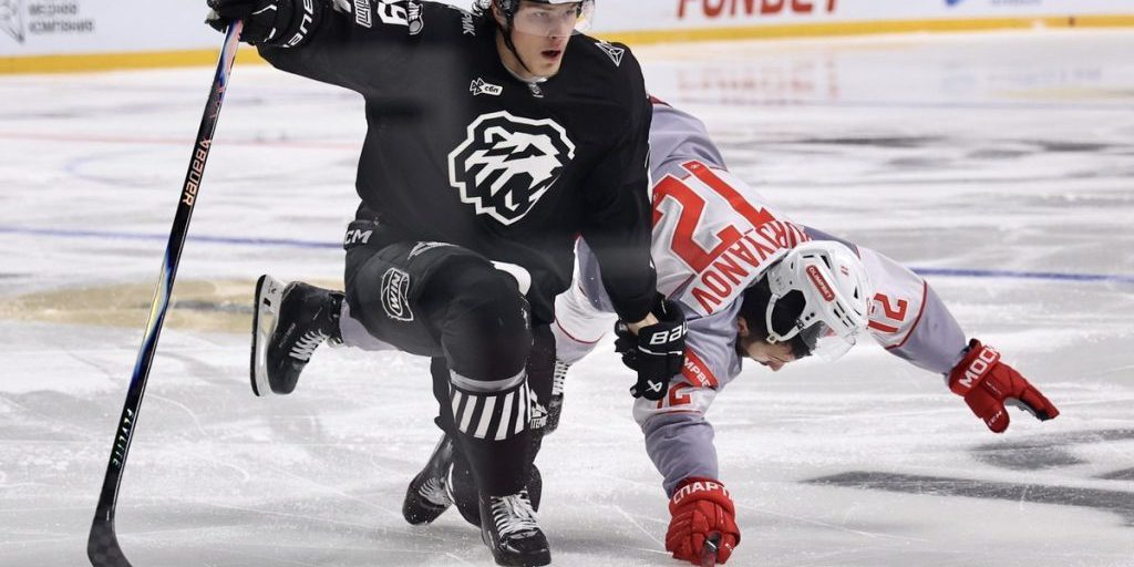 Бенуа Гру после проигрыша «Трактора» «Спартаку» заявил, что нужно забрасывать шайбы