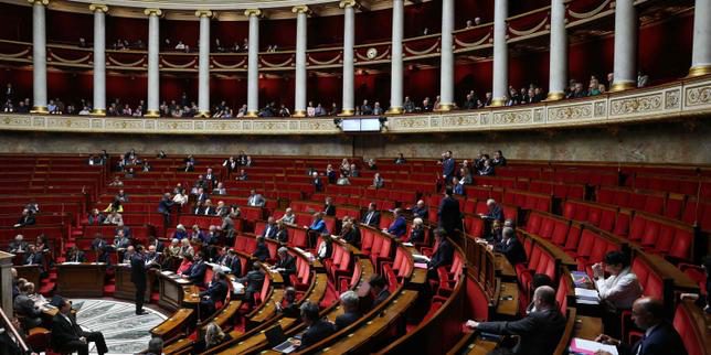 Parlamento francese elimina il dovere coniugale per rafforzare il consenso e prevenire le violenze sessuali