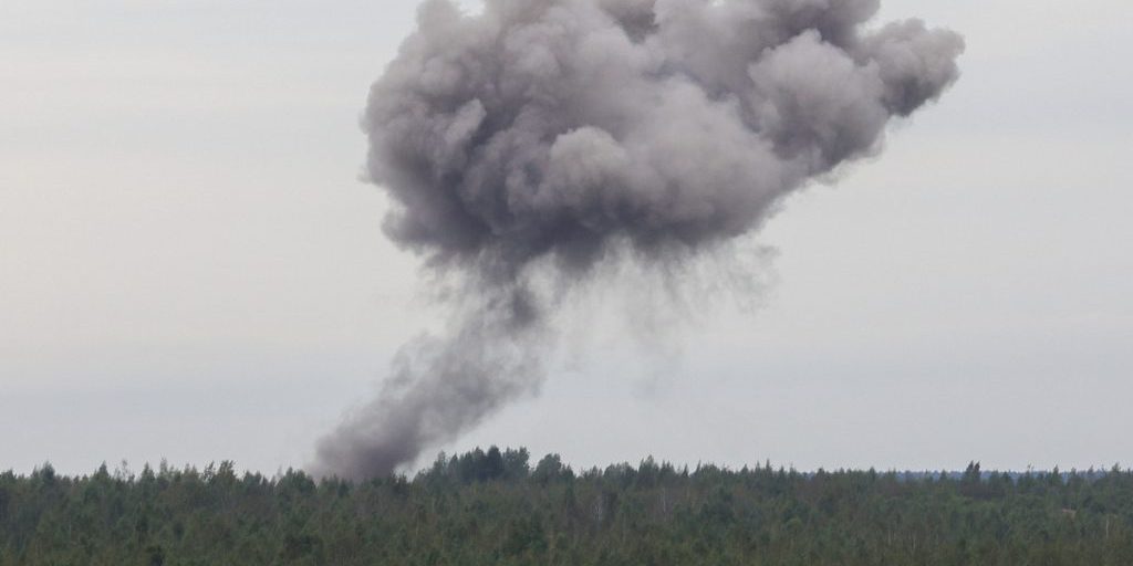 Прогремела серия мощных взрывов во Львове