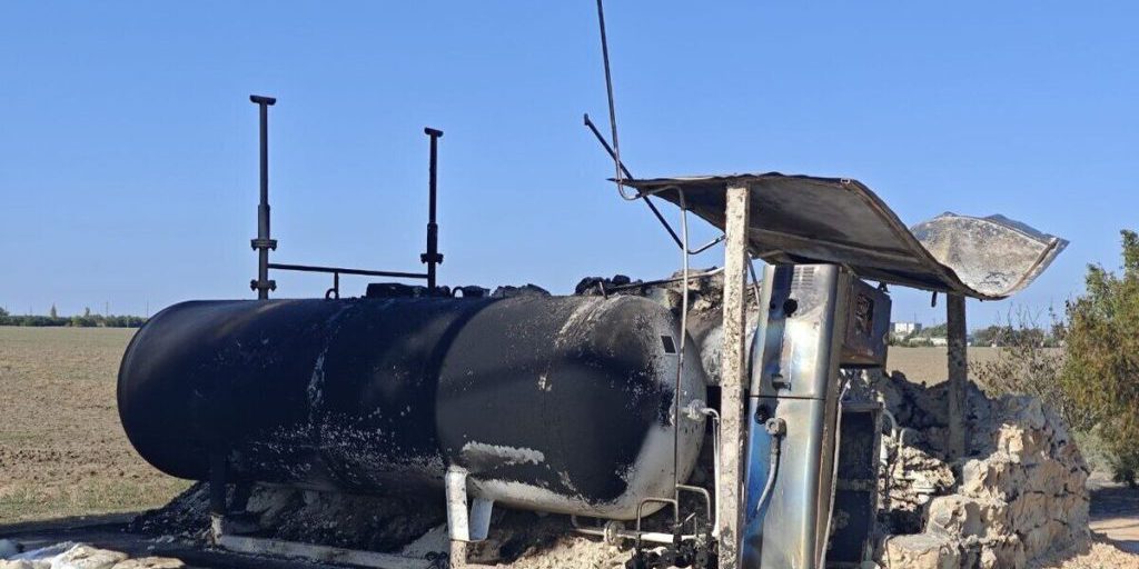 В Великой Лепетихе Херсонской области ВСУ атаковали заправку