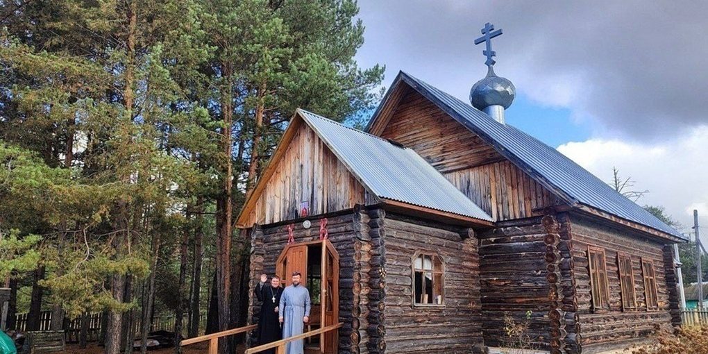 Епископ Шуйский Иоанн освятил новый храм Державной иконы Божией Матери в Иваньковском