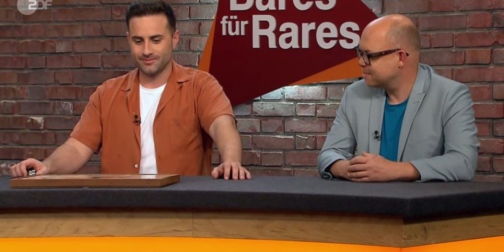 „Bares für Rares“-Star kauft Fußball-Rarität: Kunden rennen ihm die Bude ein