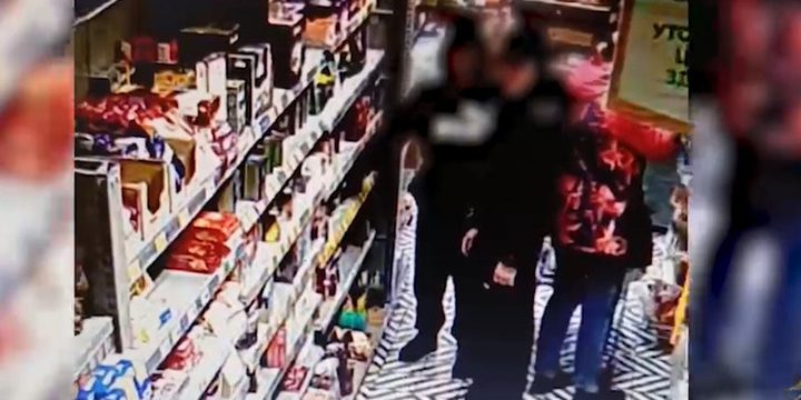 В Волгограде двоих подростков подозревают в краже из продуктового магазина