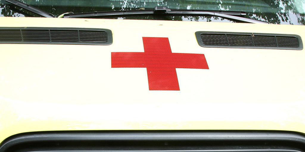 В Петербурге девочка выпала с четвёртого этажа школы посреди урока