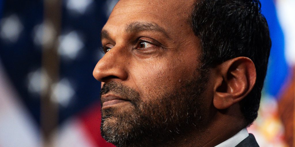 FBI, guidato da Christopher W. Patel, rivede i propri archivi per mettere in dubbio gli oppositori di Trump