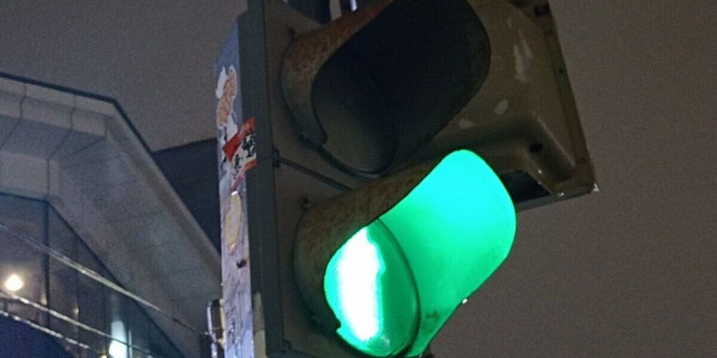 С начала 2026 года калининградские светофоры начнут работать по новому режиму