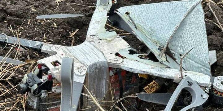 Вблизи херсонского села Черноморовка обнаружили вражеский боевой беспилотник