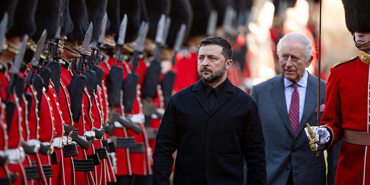 Зеленского уличили в нарушении протокола на встрече с Карлом III