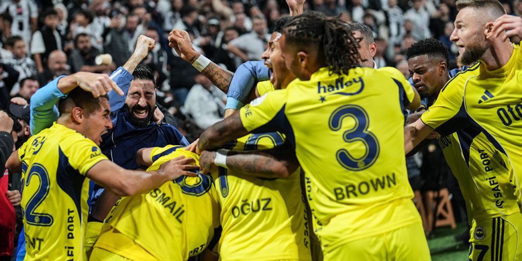 Fenerbahçe Vince il Derby e Sale al Secondo Posto nella Classifica della Trendyol Süper Lig
