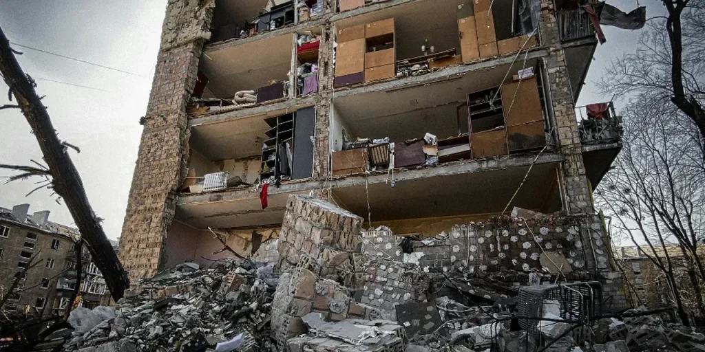 Calore e pressione aumentano il rischio dei terremoti profondi