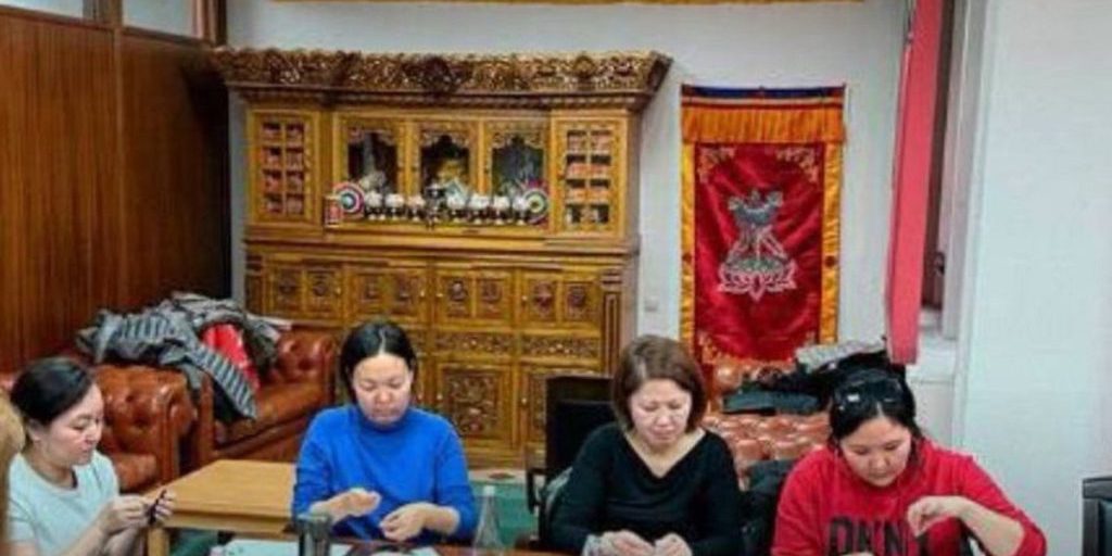 Калмыцкий дизайнер проводит мастер-классы в Москве