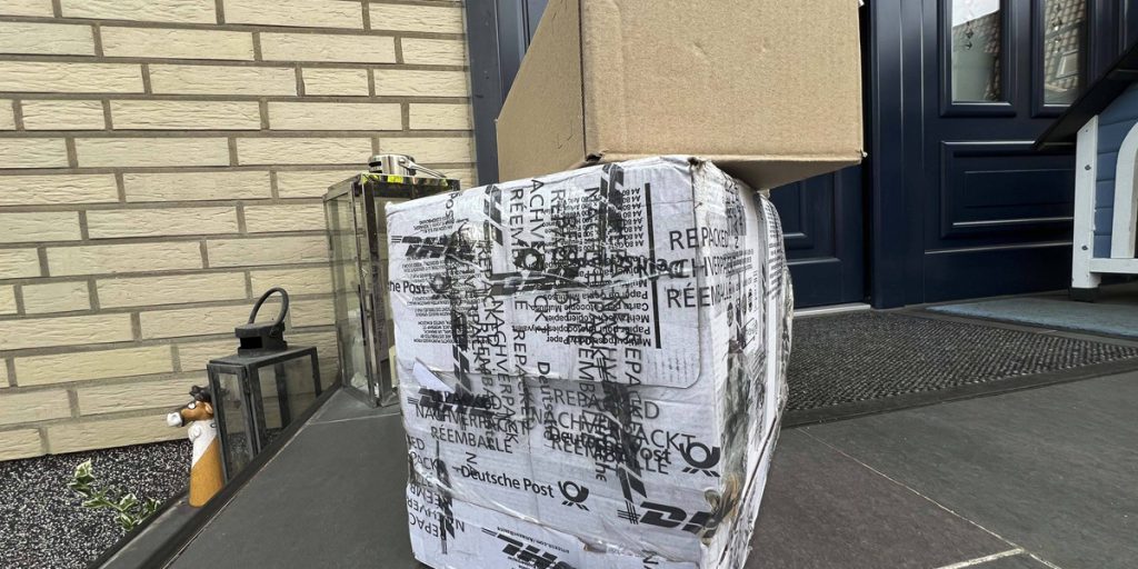 UE intensifica la lotta alle importazioni a basso costo: i clienti di DHL e Hermes potrebbero pagare di più