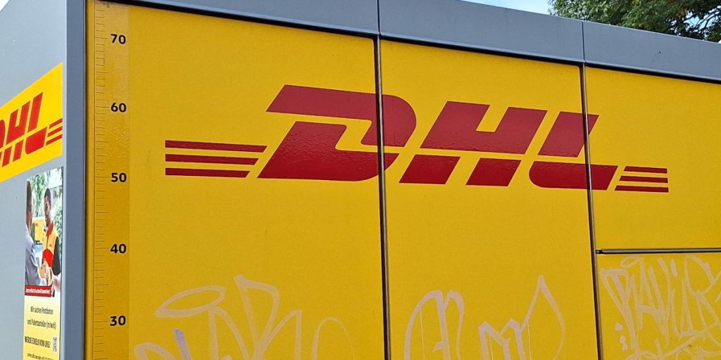 DHL erhöht wieder Paket-Preise – jetzt trifft es DIESE Kunden