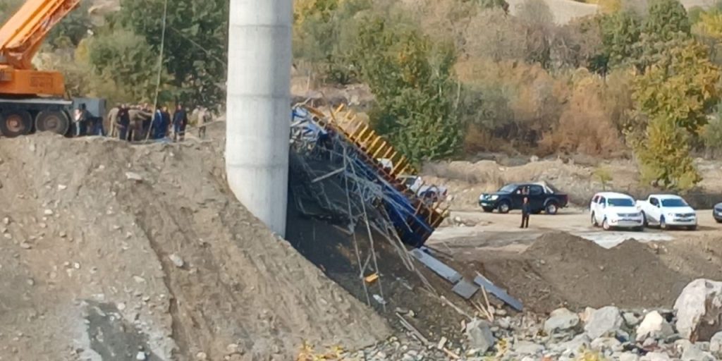Crollo tragico durante la costruzione di un ponte a Diyarbakır: 3 morti e 2 feriti