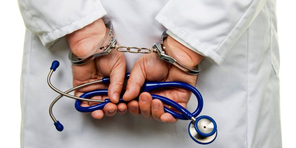 Ex capo psichiatria infantile di Duisburg arrestato in custodia cautelare per accuse di abusi