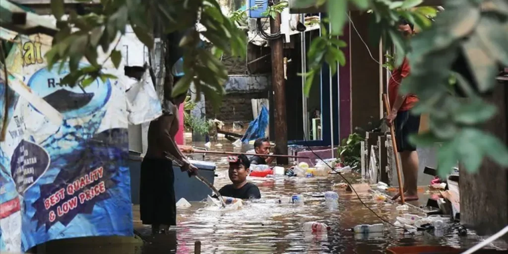 Richiesta di invio del testo originale per la revisione e l'arricchimento