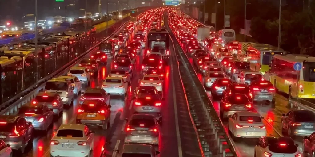 Istanbul: la città con il traffico più intenso al mondo, secondo INRIX