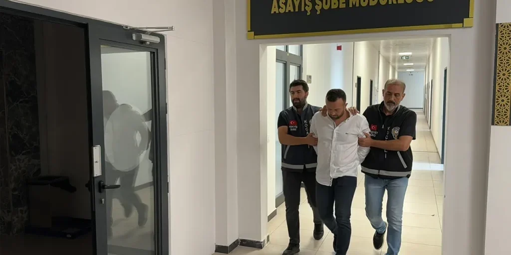 Omicidio a Kocaeli: sentenza di 11 anni e 8 mesi per Bedirhan Kıvanç e 4 anni per Nizam Kıvanç