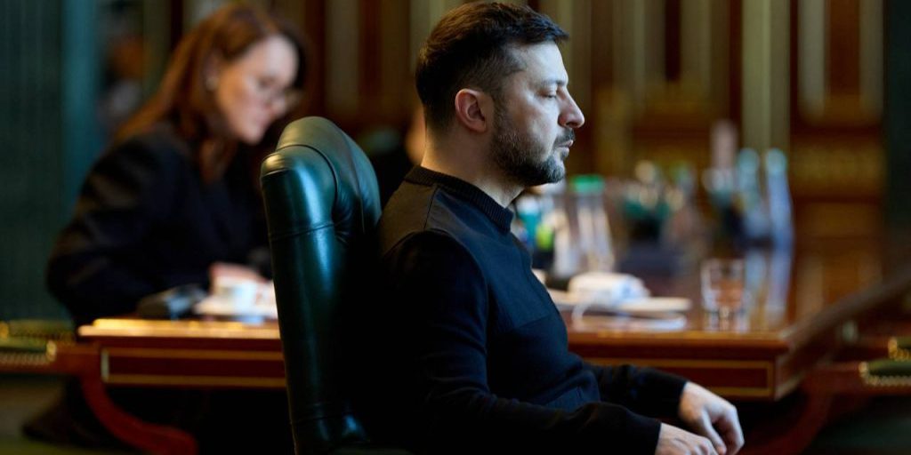 e0016094aaf26a087e376580486584f8-1