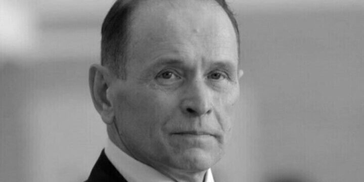 Именитого гимнаста Дитятина похоронят на Богословском кладбище в Петербурге