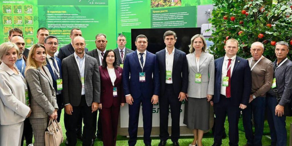 Евгений Первышов объявил о участии Тамбовской области в престижной аграрной выставке "Золотая осень-2025"