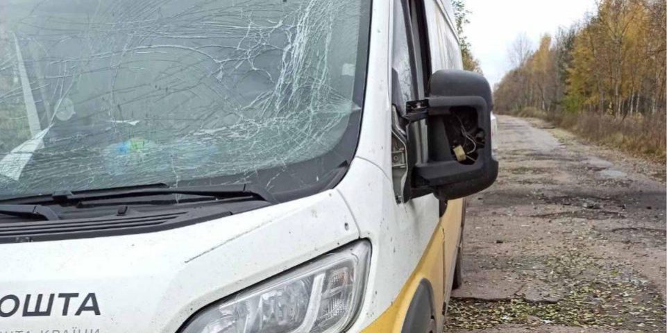 Attacco ai servizi postali ucraini: Russi colpiscono veicoli di Ukrposhta in Sumy Oblast