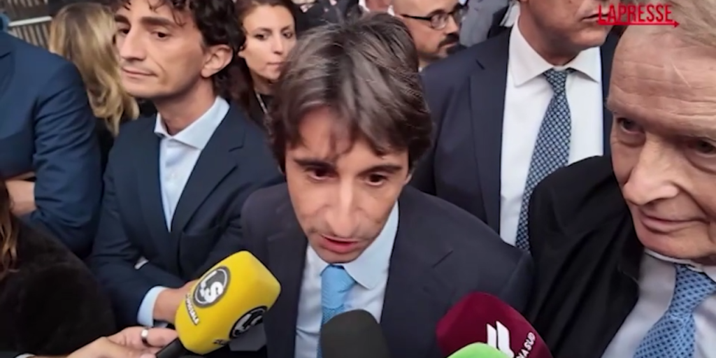 Manifestazione per la libertà di stampa a Roma: Fratelli d'Italia si unisce alla protesta per difendere la libertà di espressione