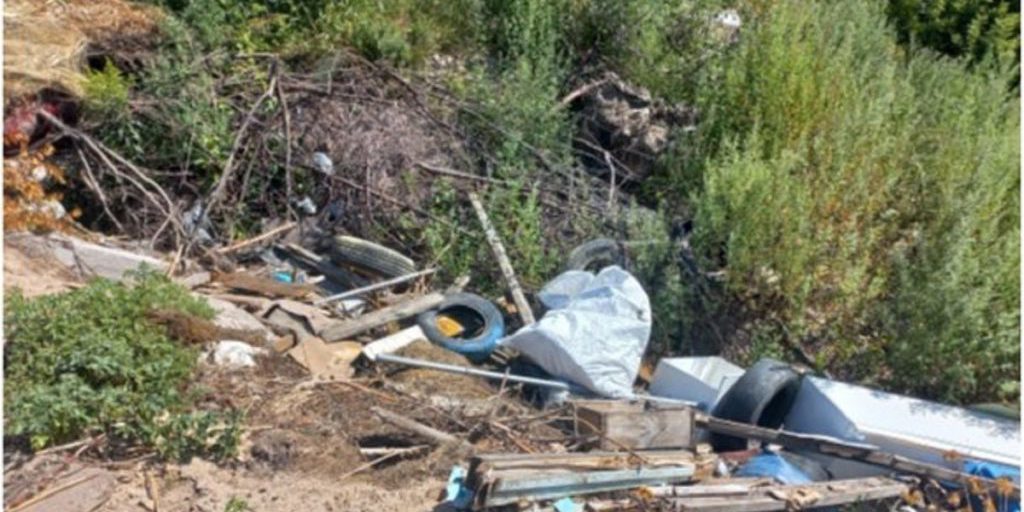 Discarica abusiva scoperta a Barnaul: residenti allarmati per l'impatto ambientale e sulla salute pubblica