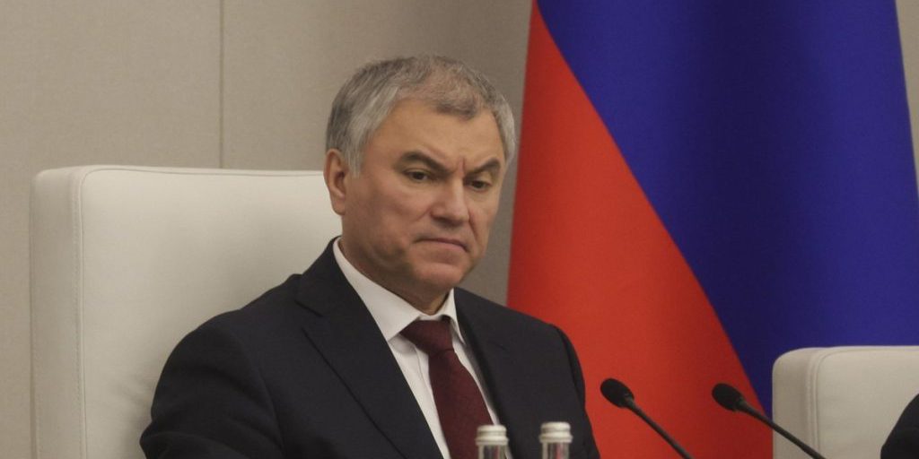 Володин оценил решение США продавать в Европу энергоресурсы по цене французских духов