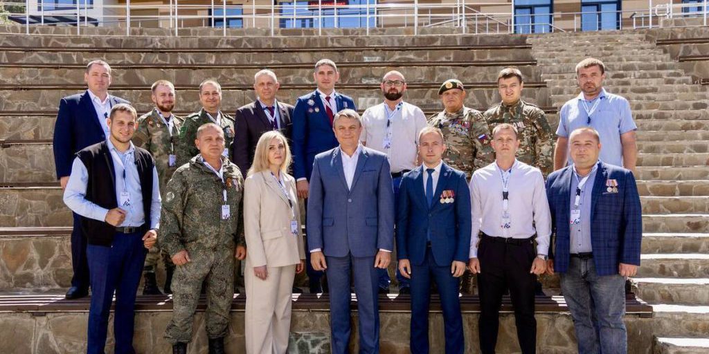 "Unione e condivisione: l'incontro tra il responsabile dell'apiario e la Comunità delle Apiari in Russia"