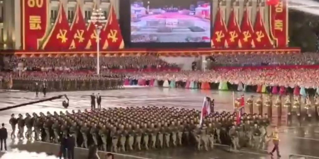 На параде в Пхеньяне участвовали сражавшиеся под Курском бойцы