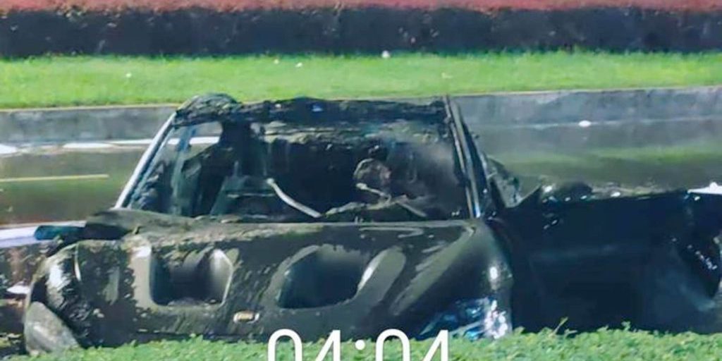 Incendio di un'auto elettrica Xiaomi blocca le portiere e fa crollare il titolo in Borsa